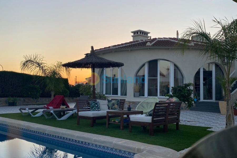 Använda fastigheter - Villa - Ciudad Quesada