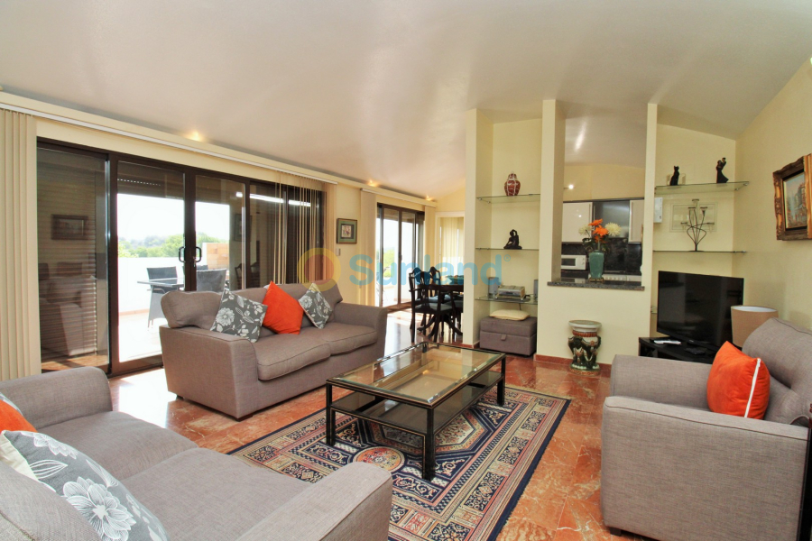 Resale - Apartment - Las Ramblas