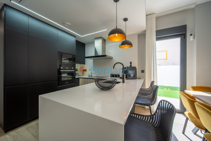 Resale - Apartamento - Torrevieja - Punta Prima