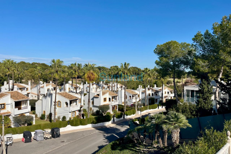 Resale - V - Villamartin