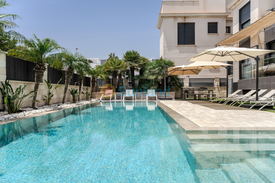 Segunda mano - Chalet - Orihuela Costa - La Zenia