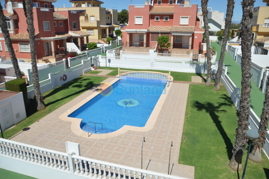 Använda fastigheter - Villa - Torrevieja - Los Balcones