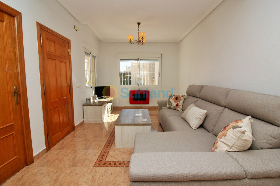 Använda fastigheter - Villa - Playa Flamenca