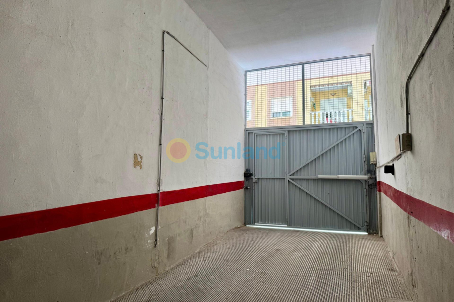 Resale - P - Torrevieja - Centro