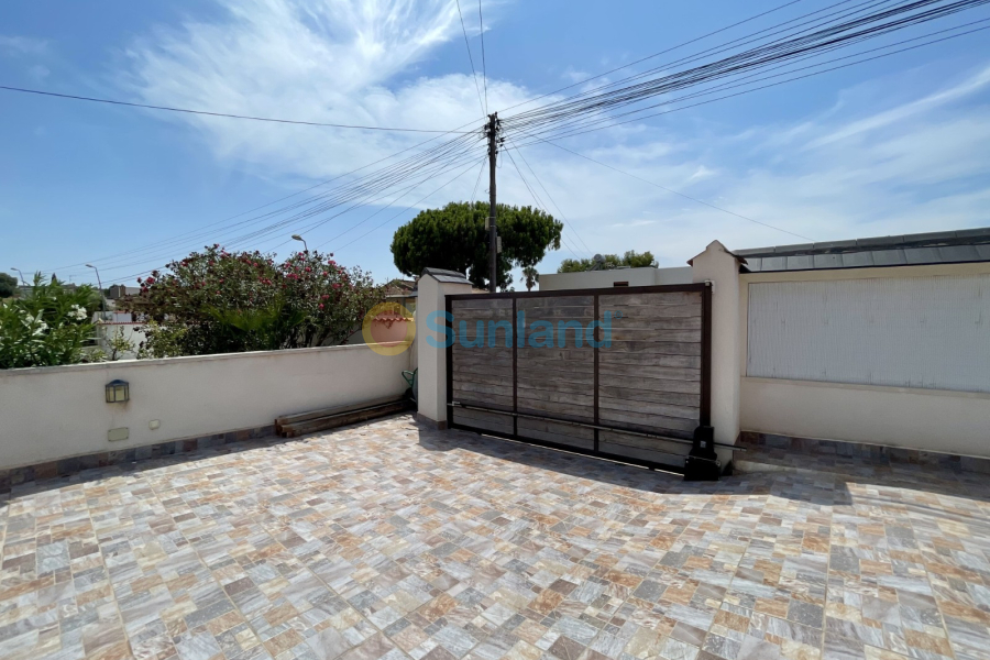 Вторичка - Bилла - Torrevieja - Los Balcones