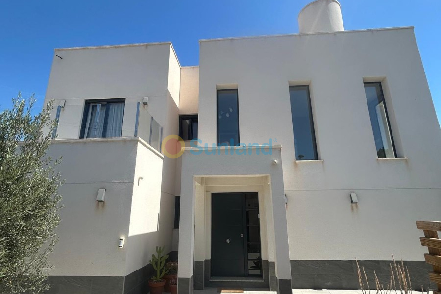 Resale - Villa - Pilar de la Horadada - Pinar de Campoverde