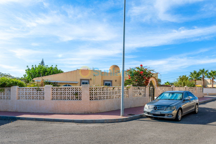 Resale - Villa - Ciudad Quesada - Rojales