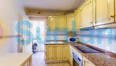 Resale - Apartamento - Torrevieja - Acequion