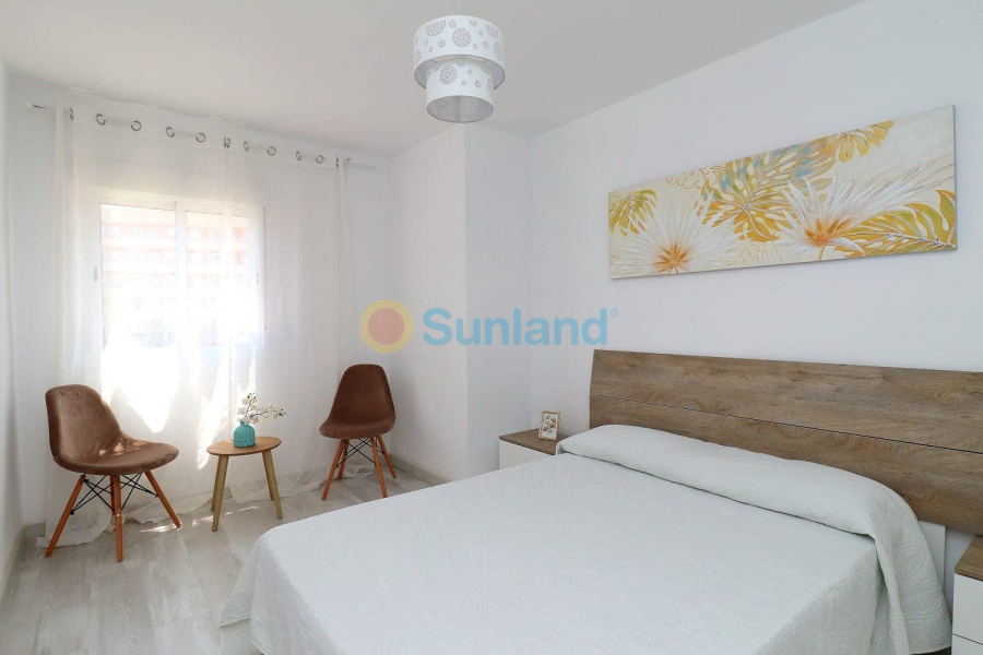 Resale - Apartment - Punta Prima - 