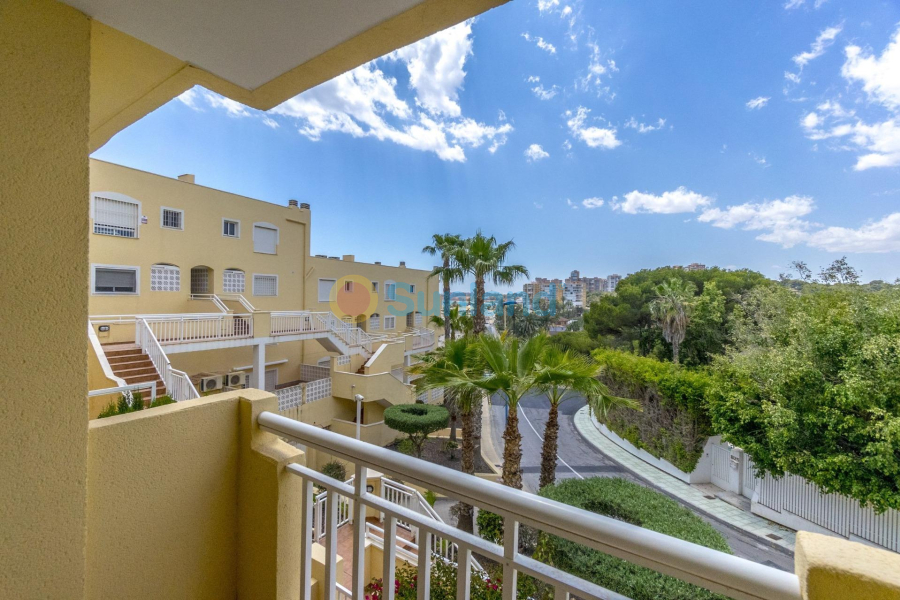 Resale - Villa - Orihuela Costa - Campoamor