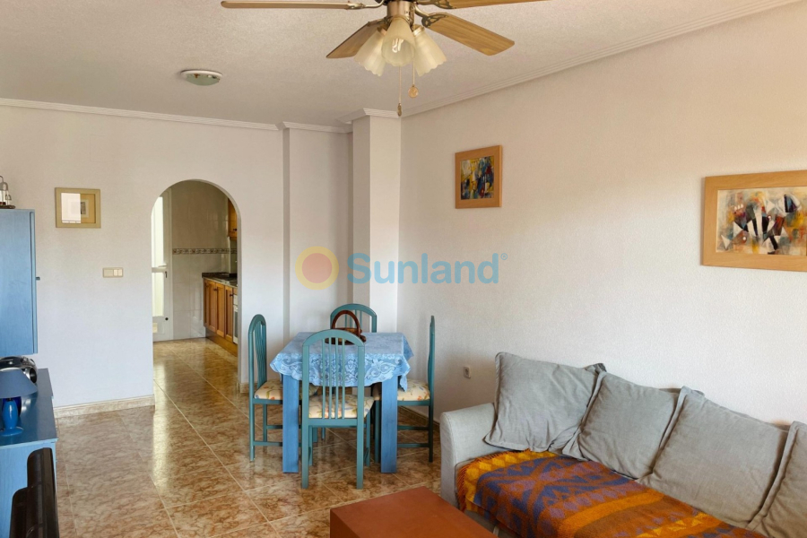 Resale - Apartment - Punta Prima