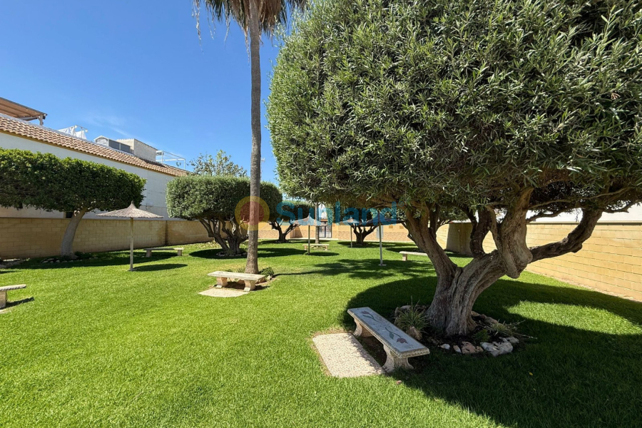 Resale - Townhouse - Torrevieja