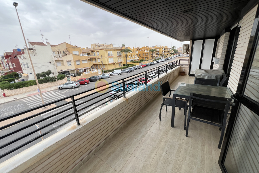 Resale - Apartamento - Torrevieja - La Veleta