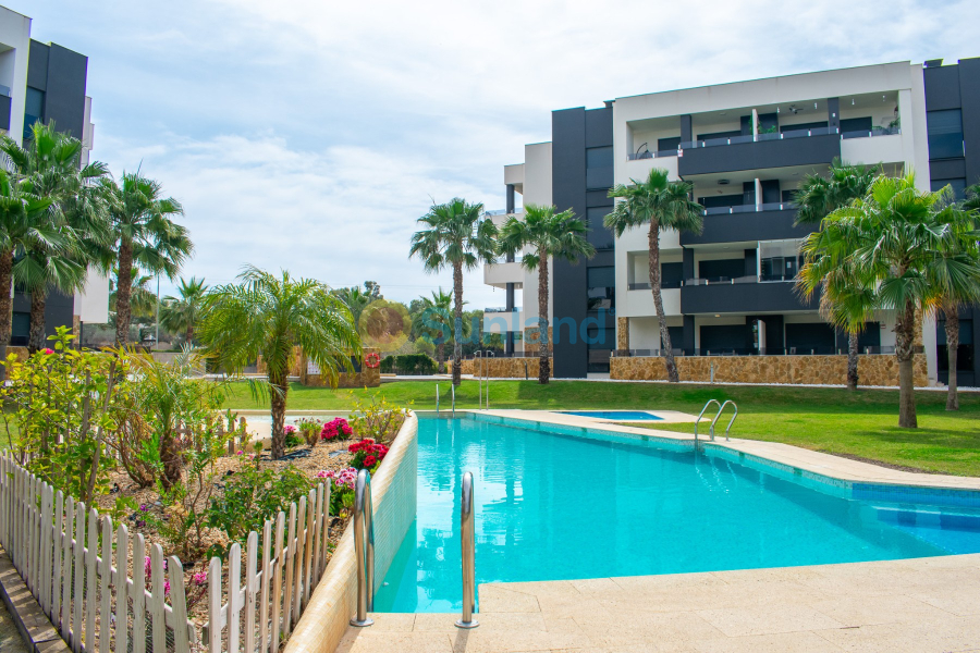 Verkauf - Apartment - Orihuela Costa - Los Altos