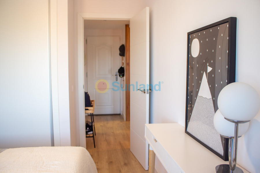 Resale - Apartment - Torrevieja - La Mata