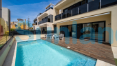 Brukte eiendommer - Villa - Orihuela Costa - Lomas De Cabo Roig