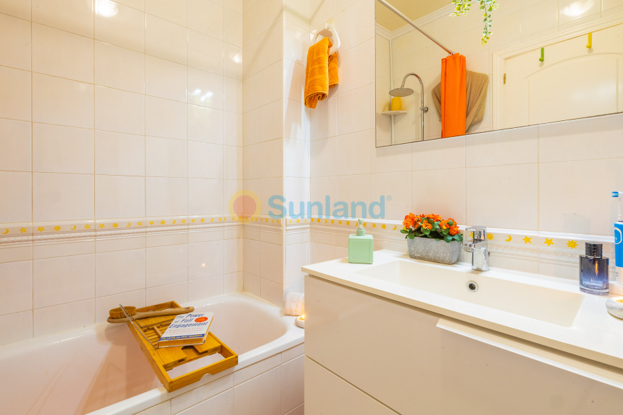 Вторичка - Apartamento - Torrevieja - Aguas Nuevas