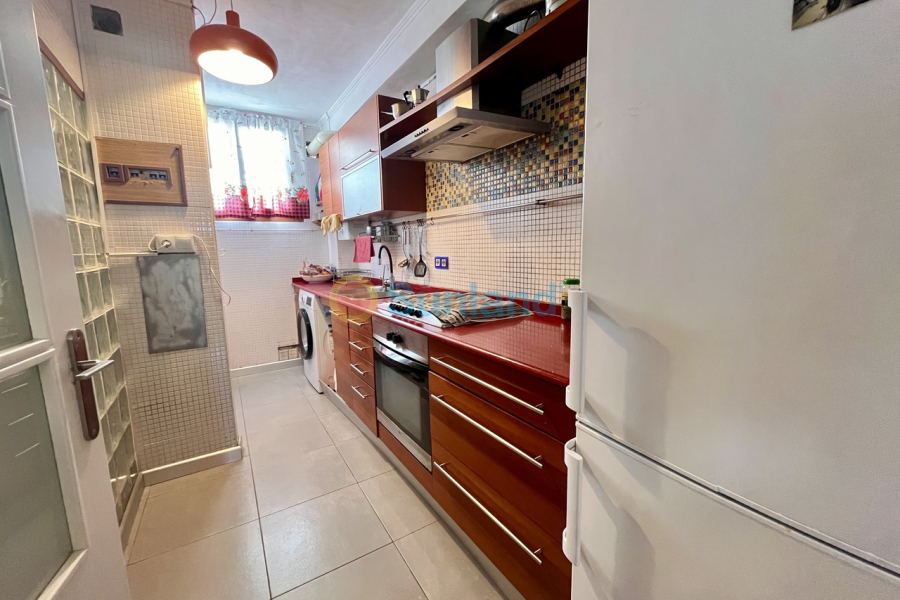 Resale - A - Torrevieja