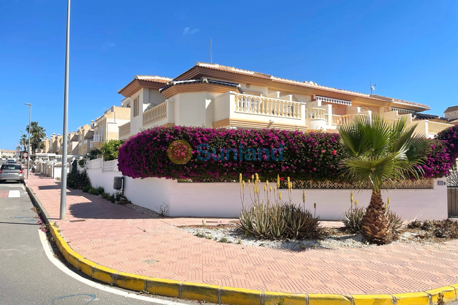 Вторичка - Semi-detached - Ciudad Quesada - Doña Pepa