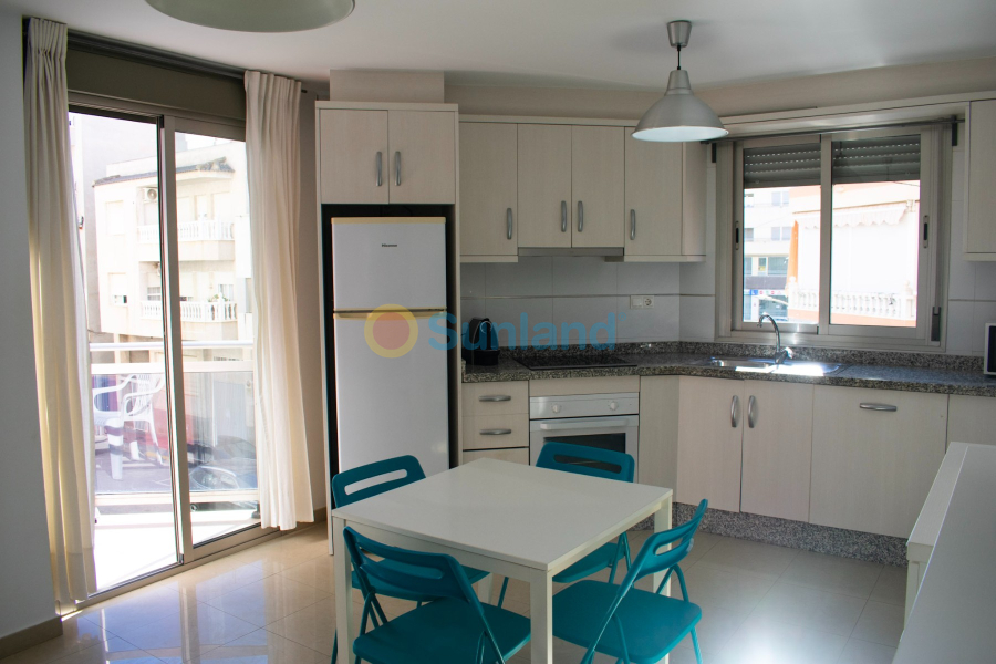 Resale - Apartment - Guardamar del Segura - Pueblo