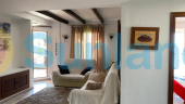 Resale - Apartamento - Torrevieja - Playa de Los Locos