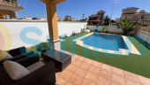 Resale - Villa - Orihuela Costa - La Zenia