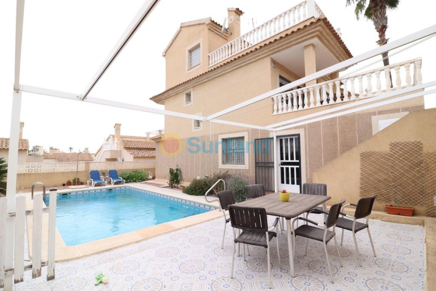 Brukte eiendommer - Villa - Orihuela Costa - Los Altos