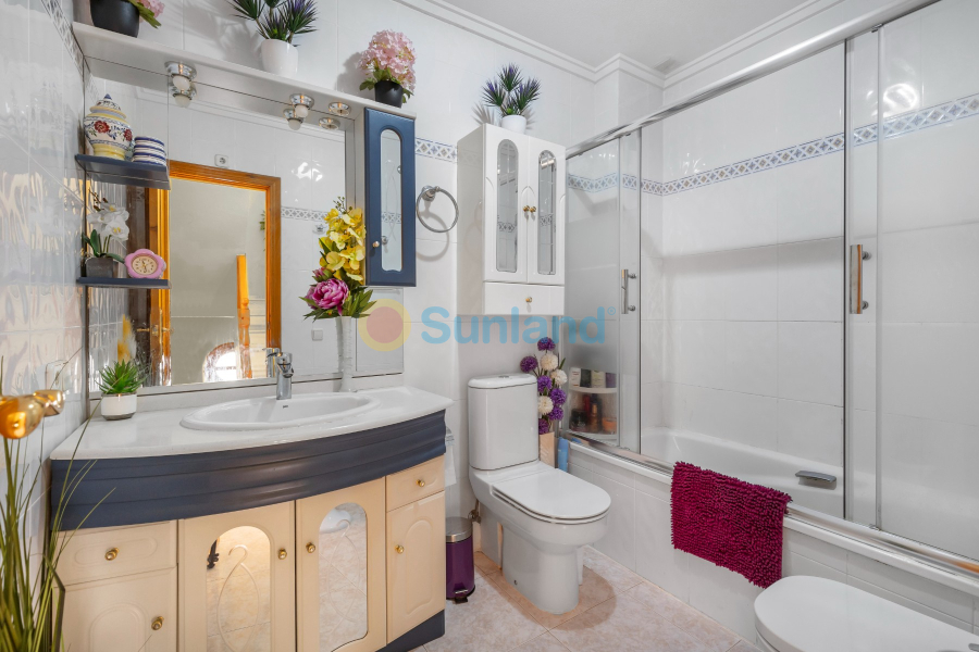 Brukte eiendommer - Villa - Torrevieja - Zona los Frutales