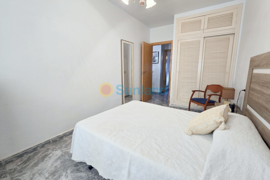 Resale - Apartment - Los Alcázares - 