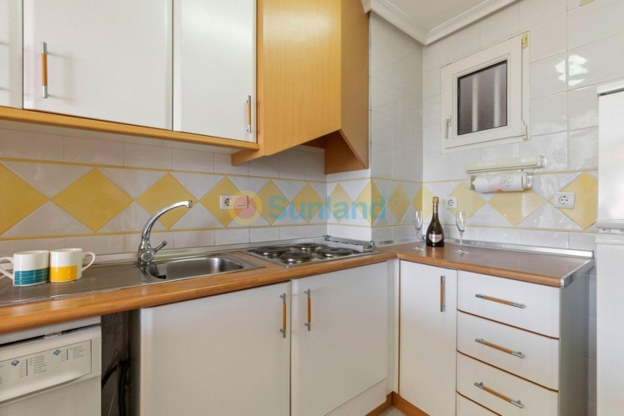 Resale - Apartment - Orihuela Costa - Altos de Campoamor