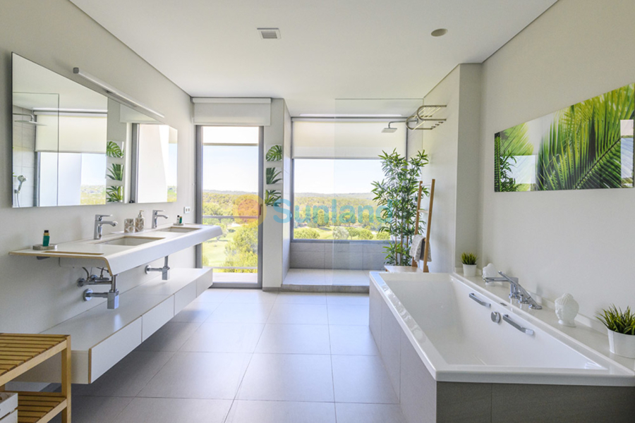 Вторичка - V - Las Colinas Golf Resort