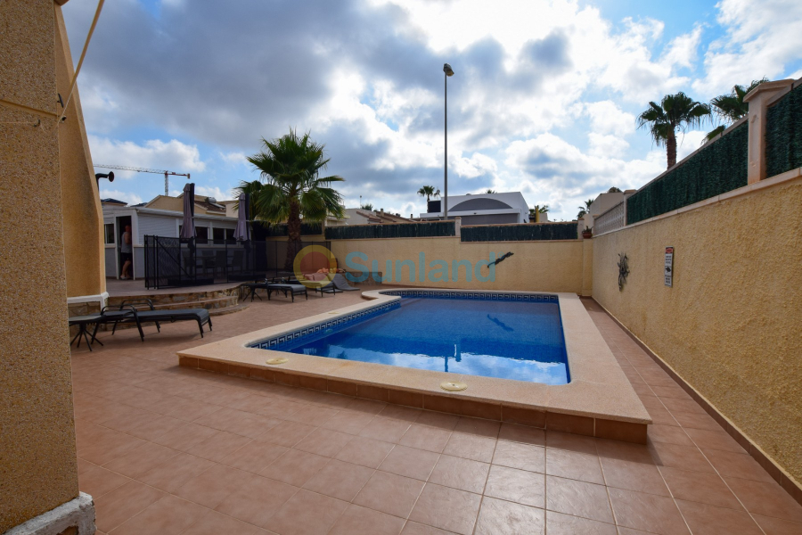 Verkauf - Detached Villa - Ciudad Quesada - Atalaya (Quesada)