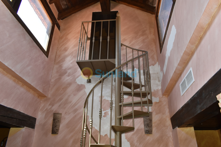 Brukte eiendommer - h - Algorfa