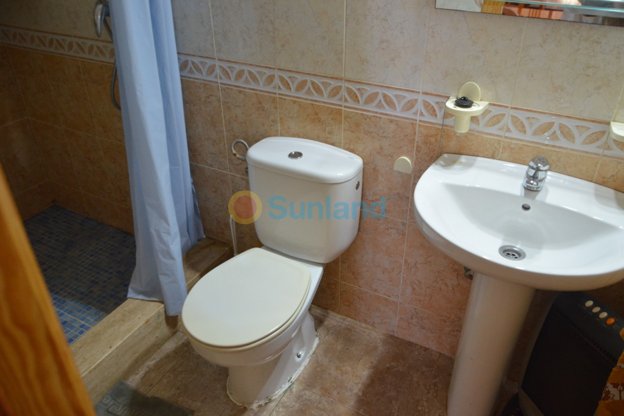 Resale - Villa - Torrevieja - 