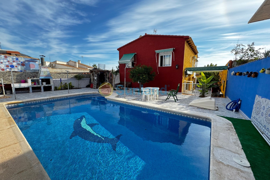 Resale - Villa - Punta Prima - 