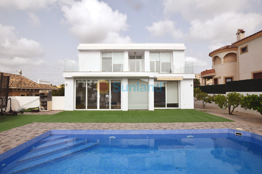 Brukte eiendommer - Detached Villa - San Fulgencio - La Marina