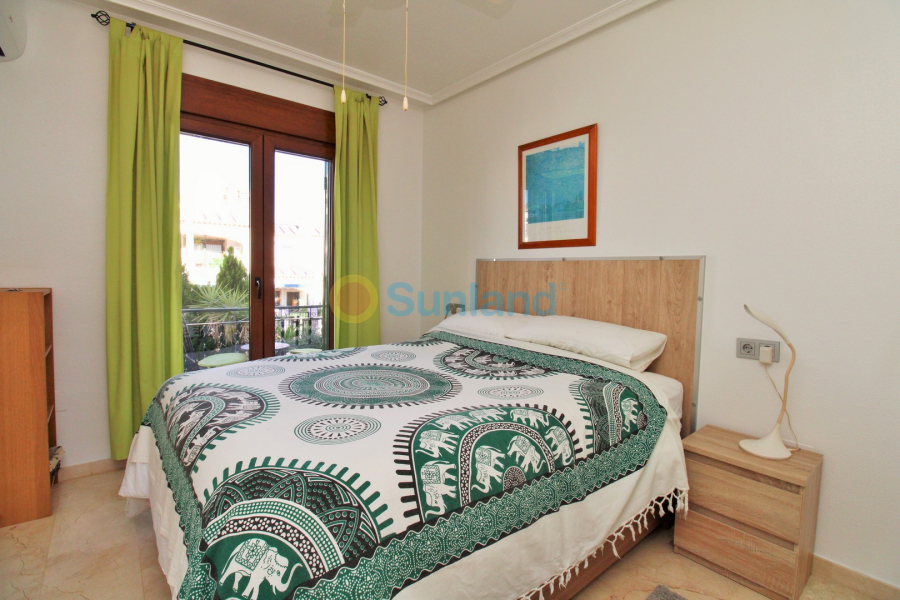 Resale - Townhouse - Villamartin - PAU 8