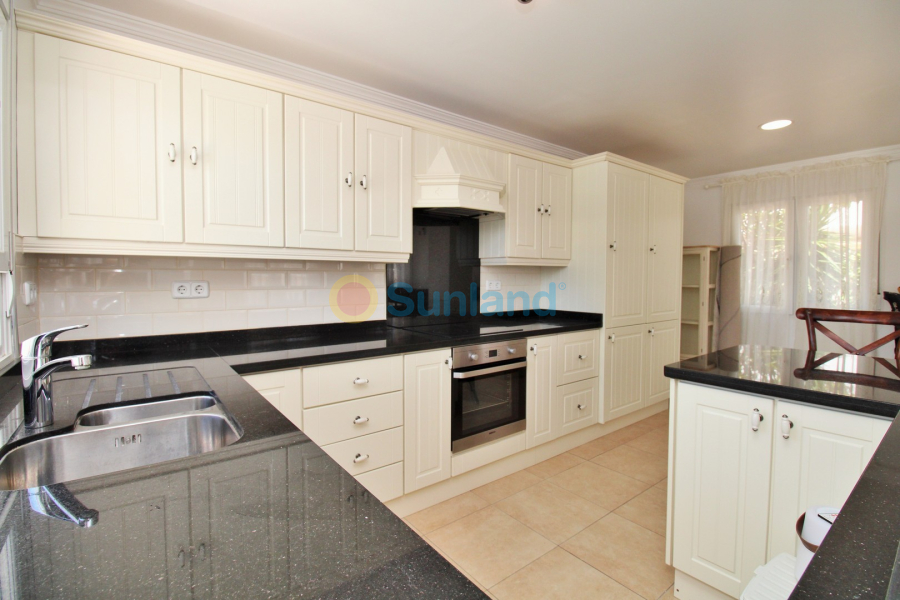 Вторичка - Bилла - Villamartin - Los Dolses