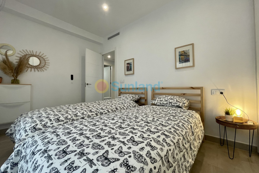 Resale - Apartments - Orihuela costa - 