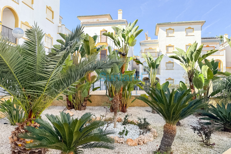 Resale - Apartment - Torrevieja - La Mata