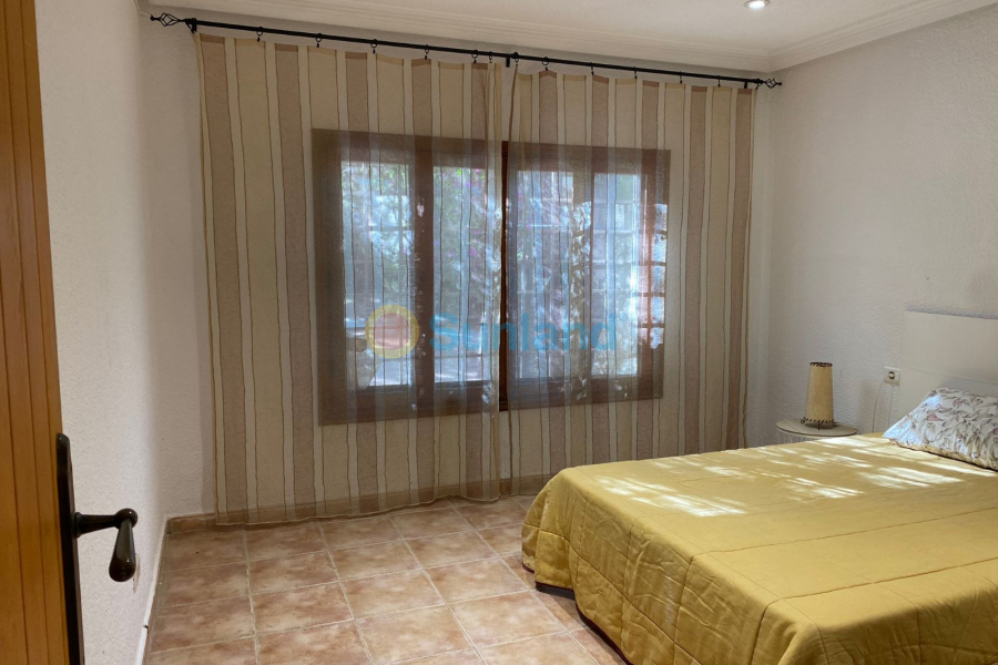 Brukte eiendommer - Villa - Elche - Las Bayas