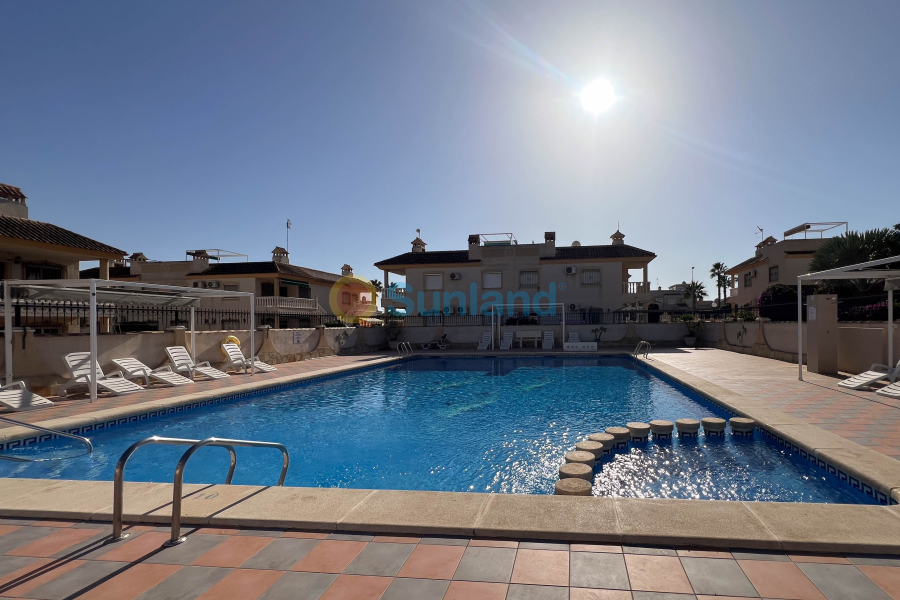 Brukte eiendommer - Apartamento - Orihuela Costa - Villamartin