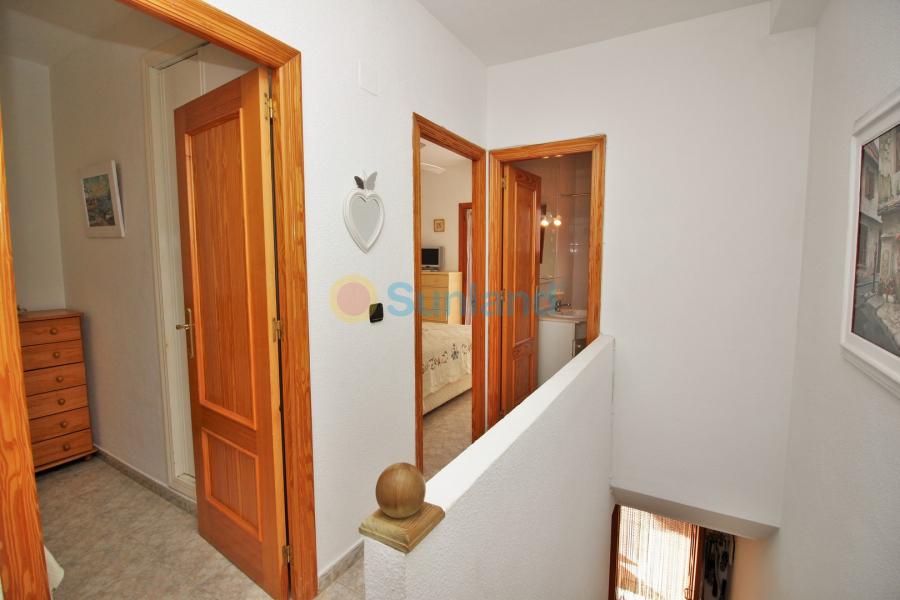 Använda fastigheter - Radhus - Playa Flamenca