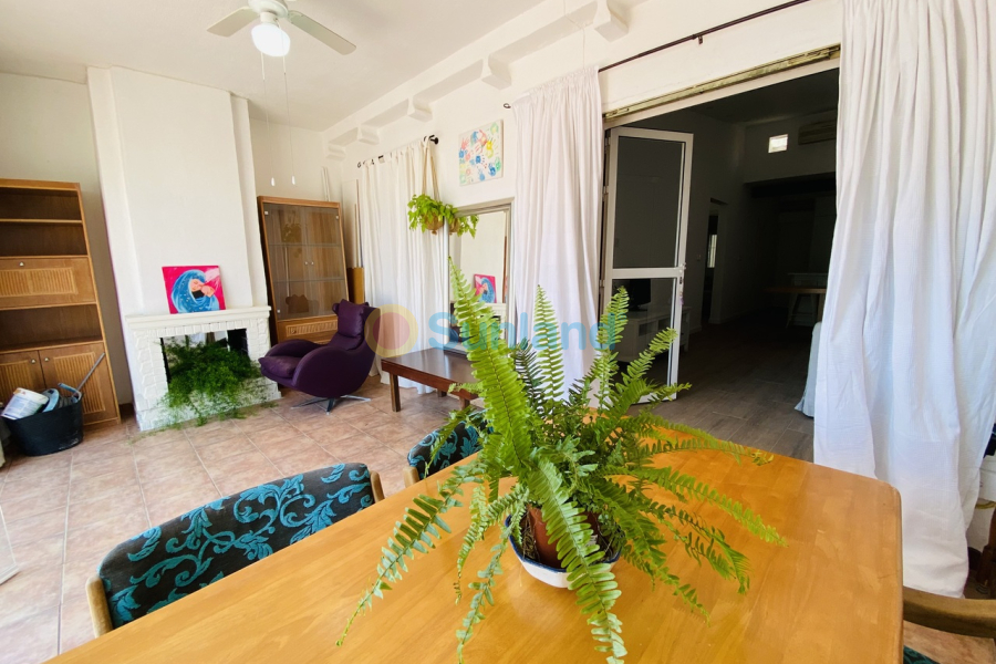 Segunda mano - B - Playa Flamenca