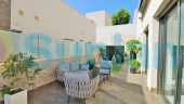 Resale - Villa - Villamartin