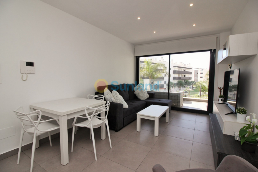 Segunda mano - Apartamento - Villamartin