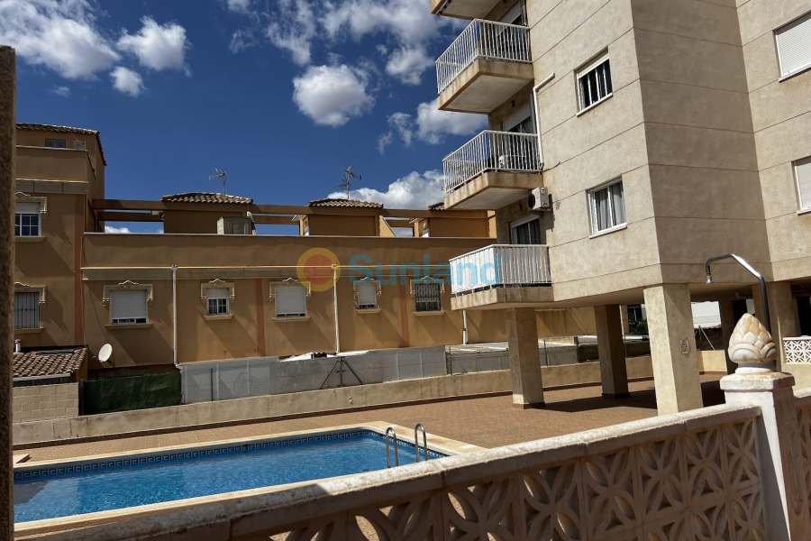 Resale - Apartamento - Torrevieja - Centro
