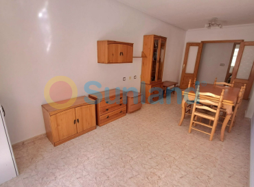 Apartamento - Segunda mano - Torrevieja - Centro