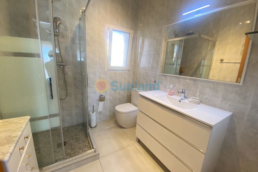 Brukte eiendommer - Detached Villa - Ciudad Quesada - Central Quesada