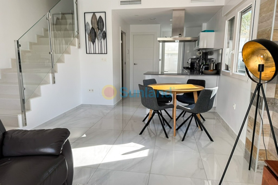 Använda fastigheter - Villa - Torrevieja - Los Balcones